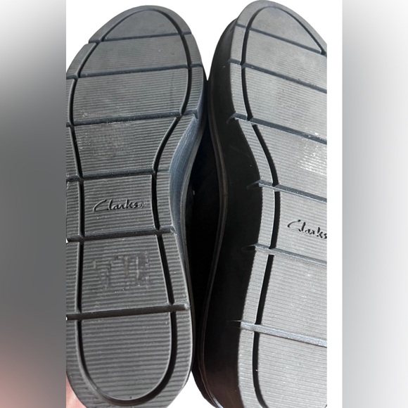 CLARKS AIRABELL MID SLIP ON SUEDE LEATHER WEDGE SHOES BLACK Size 9.5 - Picture 11 of 12